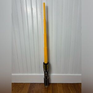 Star Wars Light Saber Europe Stockley Park UK Yellow Lucasfilm 2016 Hasbro Rare